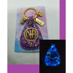 NA Narcotics Anonymous custom GLITTER PURPLE & GLOW keytag! Add your clean date!